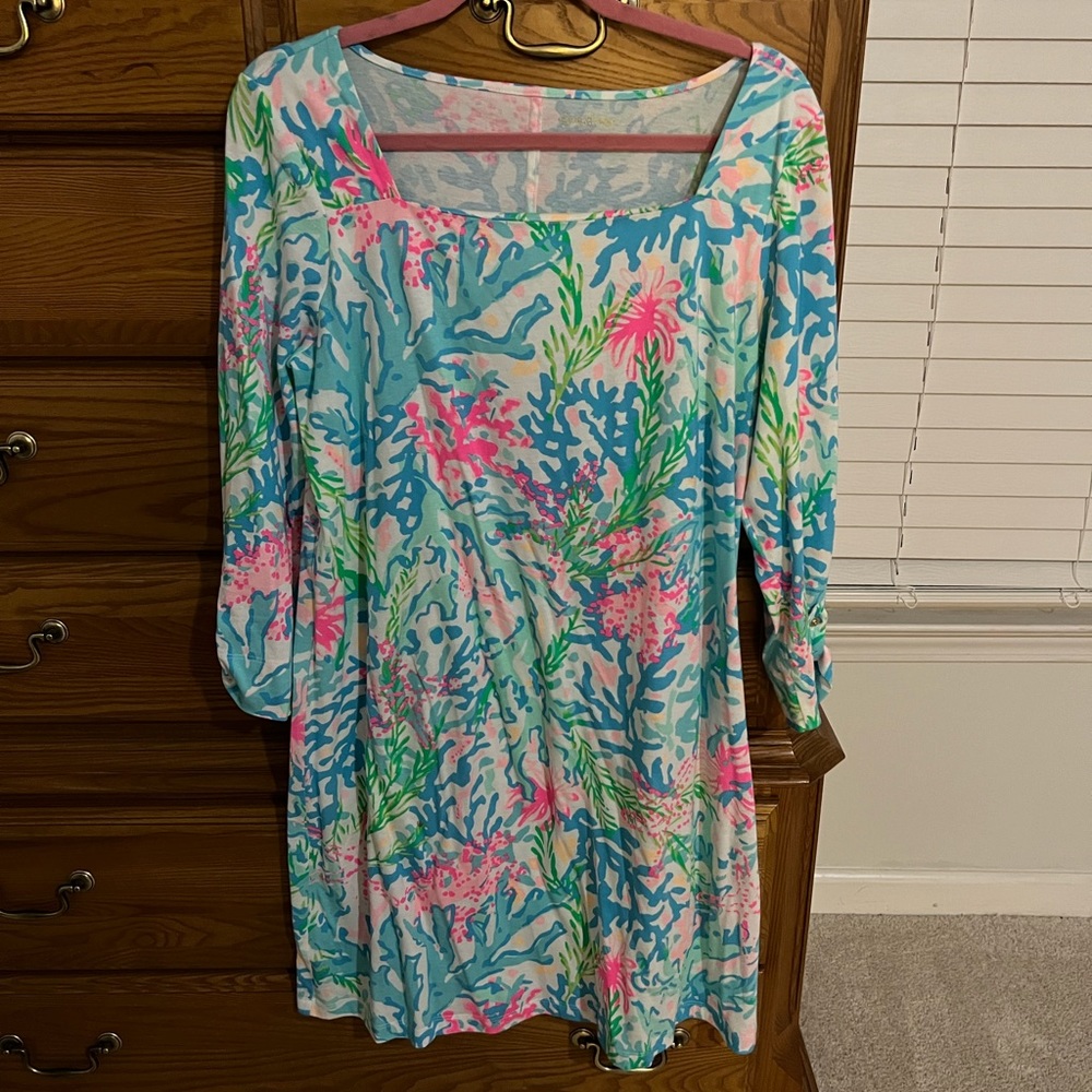 NWOT Lilly Pulitzer, size large